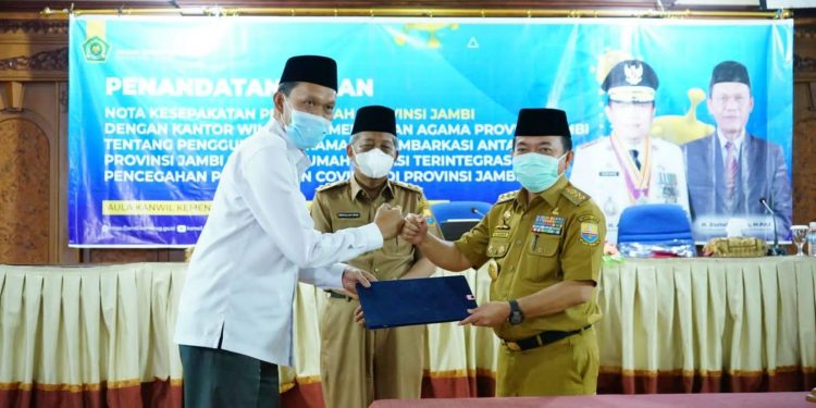 Gubernur Jambi Tandatangani Nota Kesepahaman Pemerintah Dengan Kemenag Jambi