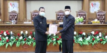 Wakil Ketua DPRD Muaro Jambi Pimpin Rapat Paripurna