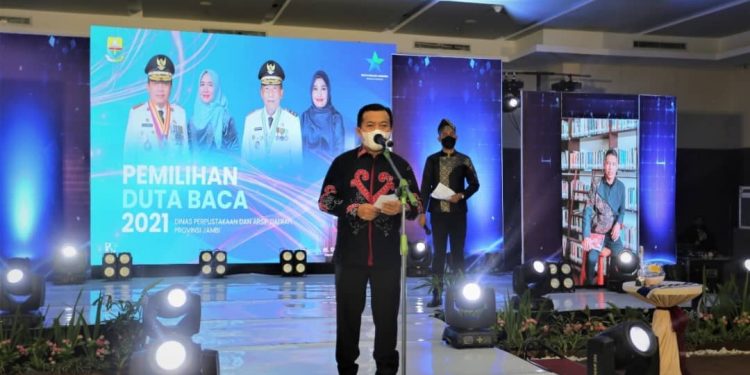 Gubernur Al Haris Minta Generasi Muda Jadi Penggerak Minat Baca Masyarakat