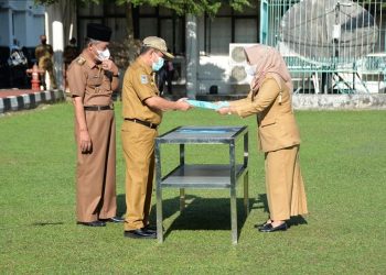 Serahkan SK Kenaikan Pangkat ASN, Gubernur Jambi Minta Tingkatkan Kinerja