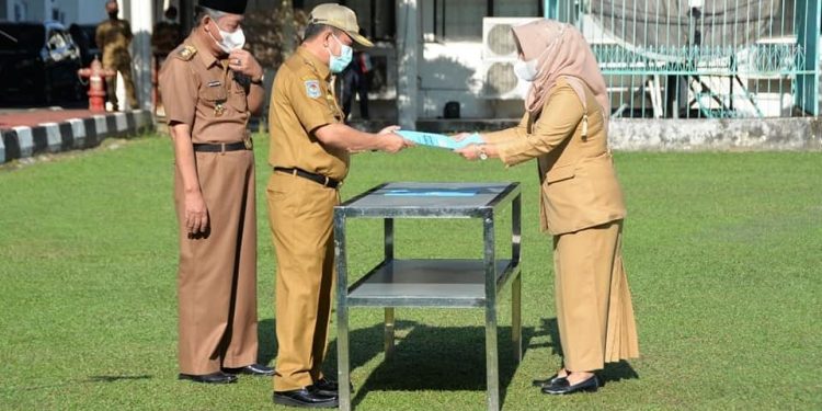 Serahkan SK Kenaikan Pangkat ASN, Gubernur Jambi Minta Tingkatkan Kinerja