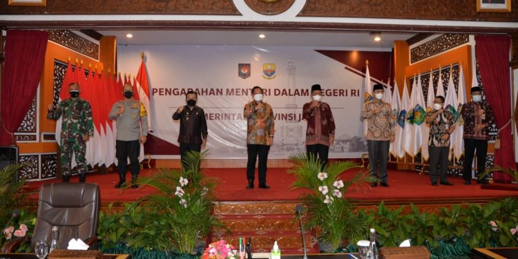 Gubernur Al Haris Mendapat Apresiasi Dari Mendagri Atas Penanganan Covid-19 di Jambi.