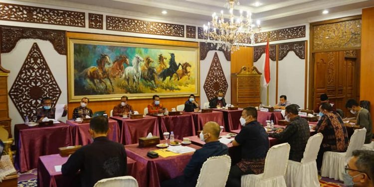 Percepat Pemulihan Ekonomi Gubernur Al Haris Minta Tenaga Kerja Dilatih dan Dimodali.