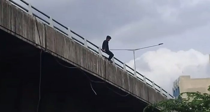 Terungkap! Bocah 12 Tahun Yang Loncat Dari Jembatan Curug, Diduga Minta Motor