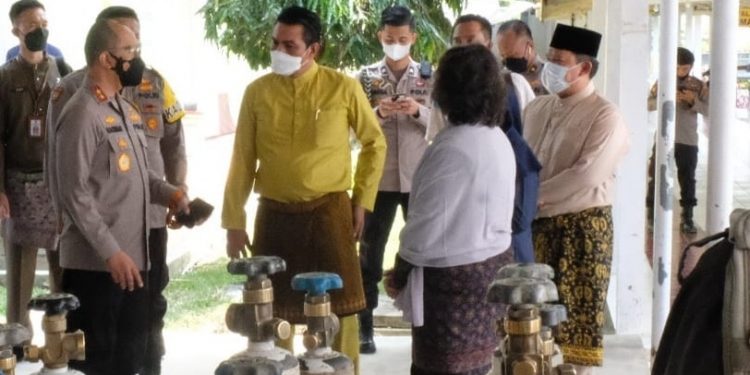 Bupati Fadhil Arief Sambut Kunjungan Kapolda di RS HAMBA Muara Bulian