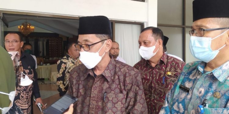 Wabup Bakhtiar Ikuti Rakornas TPID Secara Virtual
