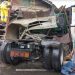 Hilang Kendali, Truk Tabrak Rumah Satu Motor Hancur dan Tiang Listrik Roboh