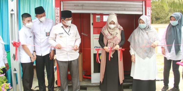 Bupati Tanjung Jabung Barat Resmikan Pertashop di Desa Adi Jaya