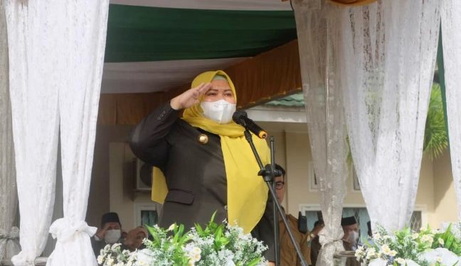 Bupati Masnah Jadi Pembina Upacara HAB Kemenag RI ke-76