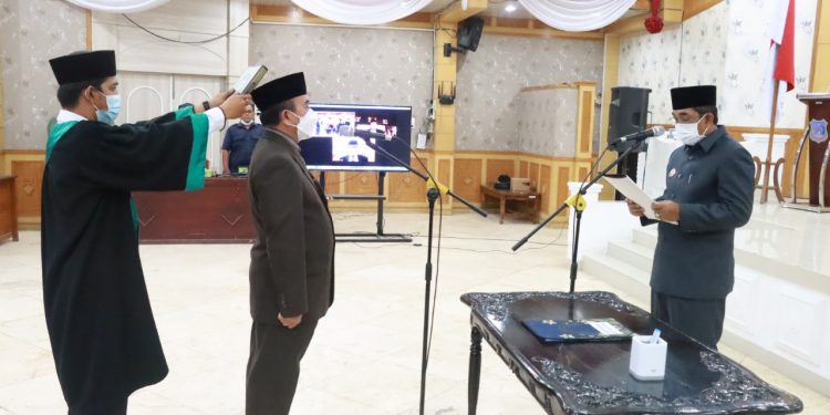 Lantik 3 Pejabat Eselon II, Bupati Anwar Sadat : Jabatan Adalah Amanah