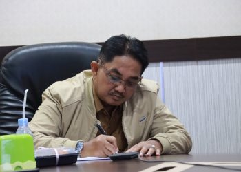 Bupati Ikuti Rapat Via Zoom Meting Dengan Jokowi Terkait Antisipasi lonjakan Covid-19 Varian Omicron