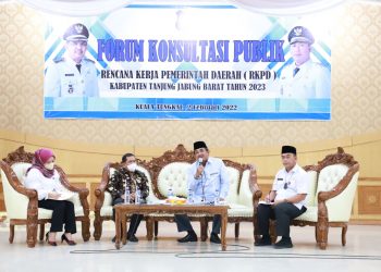 Bupati Hadiri Forum konsultasi Publik RKPD Tanjab Barat Tahun 2023