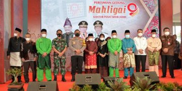 Gubernur Al Haris Resmikan Gedung Mahligai 9 Bank Jambi