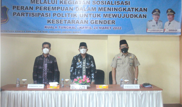 Bupati Anwar Sadat Hadiri Sosialisasi Pendidikan Politik Bagi Perempuan di Tanjab Barat