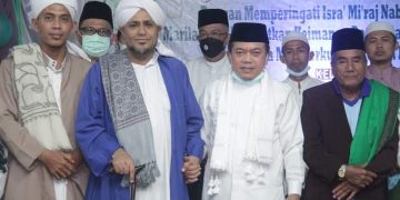 Gubernur Jambi Hadiri Isra’ Miraj di Ponpes Al Jauharen Tanjung Johor