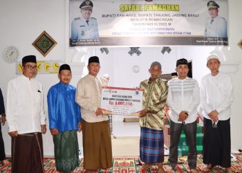 Pemkab Tanjab Barat Safari Ramadhan Perdana di Kecamatan Bram Itam