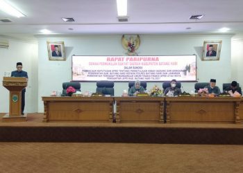 Wakil Bupati Bakhtiar Menghadiri Paripurna DPRD Batanghari