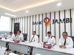 Melalui Program Kredit Anti Rentenir, Bank Jambi Bantu UMKM