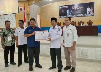 Bupati Tanjung Jabung Barat hadiri Pelatihan Batik Canting Emas