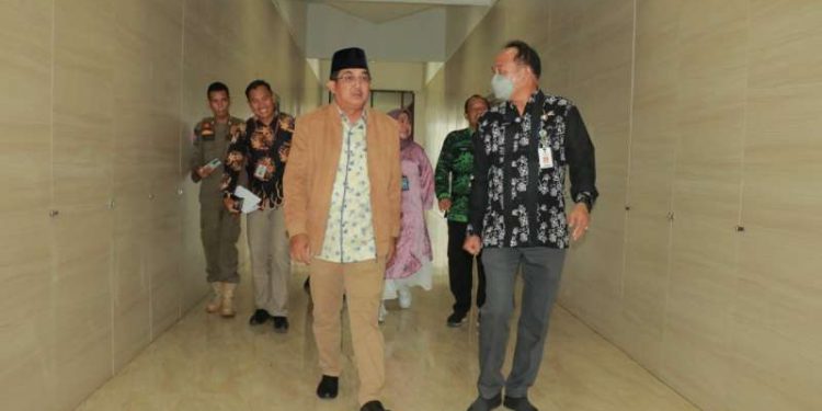 Bupati Tanjab Barat Berikan Apresiasi kepada Konsulat Jenderal Singapura