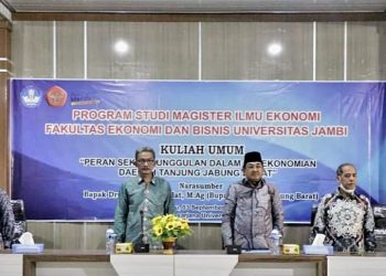 Beri Kuliah di Unja, Bupati Anwar Sadat Sampaikan Komoditas Unggulan Tanjab Barat