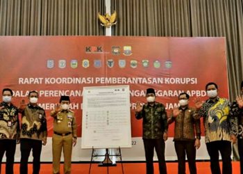 Bupati UAS Hadiri Rakor Pemberantasan Korupsi Dalam Perencanaan dan Penganggaran APBD