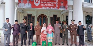 Wakil Bupati Tanjab Barat Pimpin Upacara Peringatan Hari Pahlawan