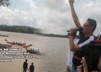 Pj. Bupati Muaro Jambi Hadiri Festival Dragon Boat