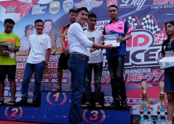 Pj Bupati Muaro Jambi Bachyuni Hadiri Kejuaraan Balap Motor