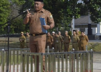 Sekda Budhi Jadi Inspektur Upacara di Lingkup Pemkab Muaro Jambi