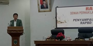 Bupati Batanghari Hadiri Paripurna Penyampaian Nota Pengantar KUA PPAS RAPBD TA 2023