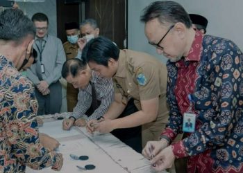 Bupati Fadhil Arief Tanda Tangani Pinjaman Daerah Batanghari