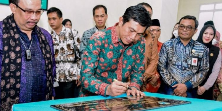 Bupati Fadhil Arief Resmikan Gedung Perpustakaan Dearah
