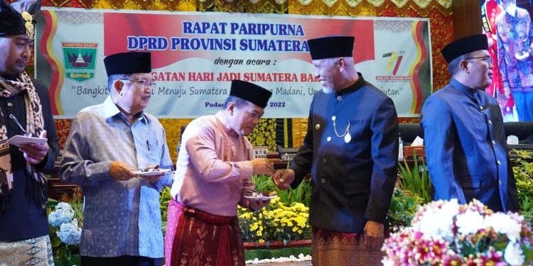 Gubernur Al Haris Dorong Kerja Sama dengan Pemprov Sumbar Kembangkan Sektor Pariwisata
