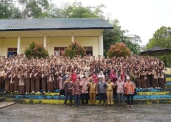 Gubernur Al Haris Tinjau Sekolah SMA di Sarolangun