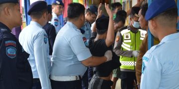 Peringati HBP Ke-59, Lapas Narkotika Muara Sabak Gelar Razia Gabungan Bersama TNI,Polri, dan BNNK Tanjab Timur