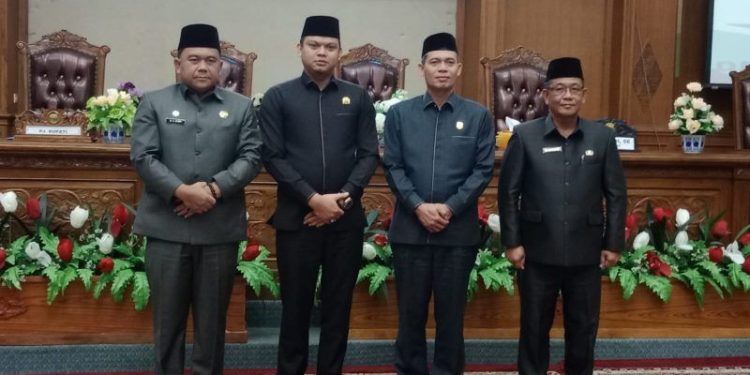 Paripurna Mendengarkan Laporan Pansus DPRD Muaro Jambi