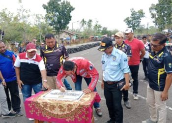 PJ Bupati Muaro Jambi Buka Langsung Road Race di HUT Desa Bukit Baling ke-39
