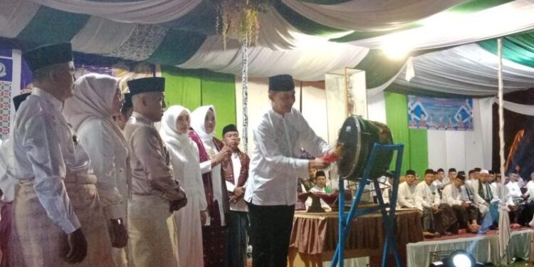 Pj Bupati Bachyuni Secara Resmi Membuka MTQ Ke 52 Tingkat Kecamatan Sekernan