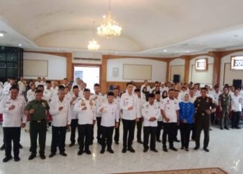 Pj Bupati Bachyuni Bersama Gubernur Hadiri Pelantikan DPC APDESI Muaro Jambi