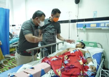 Pj. Bupati Bachyuni Bersama Sekda Jenguk Warga Suka Damai di Serang Beruang