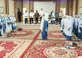 PJ Bupati Muaro Jambi dan Ketua TP PKK Hadiri Pengajian BKMT