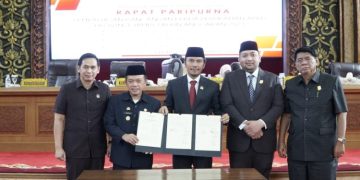 DPRD Provinsi Jambi Sahkan APBD Perubahan Sebesar Rp. 5,3 Triliun
