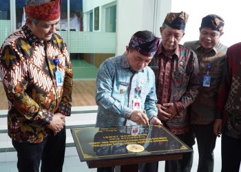Gubernur Al Haris Resmikan Studio Multipurpose LPP RRI Jambi