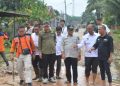 PJ Bupati di Wakilkan Asisten Kesra Drs, Sukisno, MM Meninjau Lokasi Banjir di Desa Kedotan