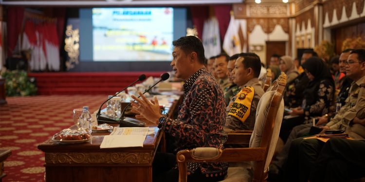 Pj Bupati Muaro Jambi Hadiri Rapat Koordinasi Penanganan Darurat Bencana Banjir dan Longsor di Provinsi Jambi