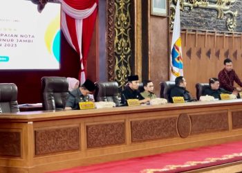 Ketua DPRD Jambi Pimpin Rapat Paripurna Penyampaian LKPJ Gubernur Jambi tahun anggaran 2023