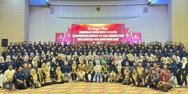 Jelang Pilkada Serentak 2024, KPU Muaro Jambi Lakukan Uji Coba Aplikasi Sirekap