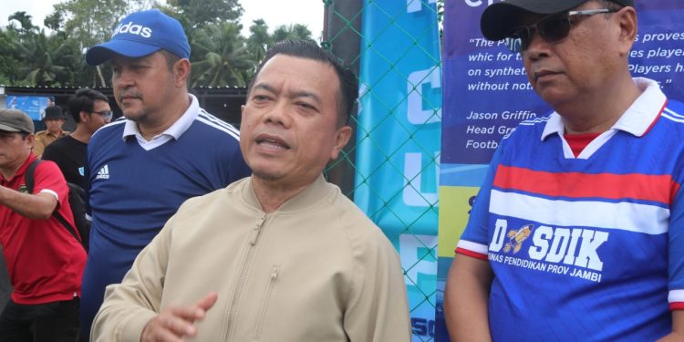 Gubernur Al Haris Buka Pertandingan Mini Soccer Piala Gubernur 2025