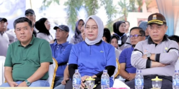 Kadis PUPR Provinsi Jambi Dampingi Al Haris Buka Lomba Perahu